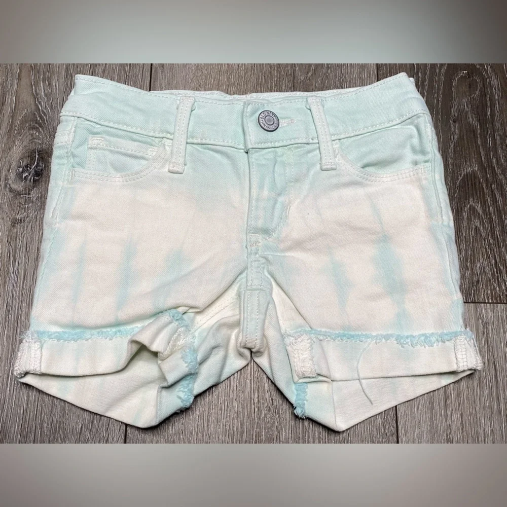 The Children’s Place Blue Shorts Size 5